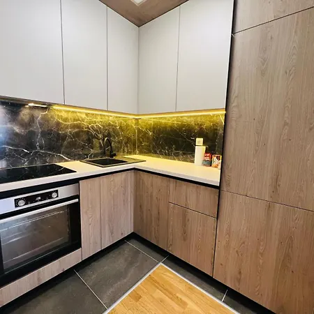 Tara Lux * 巴尼西卢卡